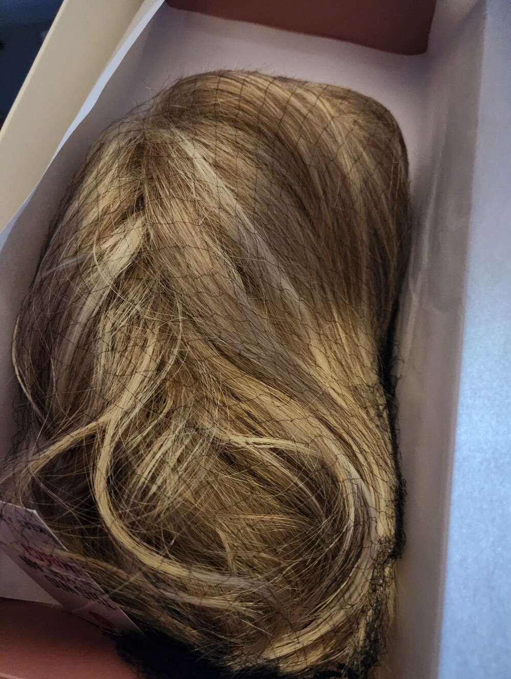 JONES WIG RH 1488 NWT